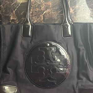 SMALL ELLA PATENT TOTE BAG